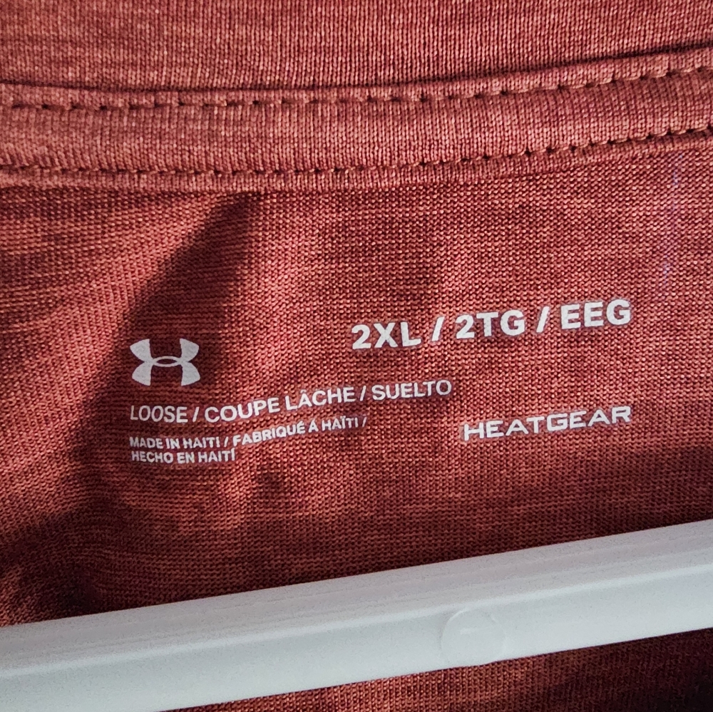 Under Armor Men's Loose Heatgear Heathered  Long Sleeve Size XXL COLOR RUSH - Picture 4 of 4